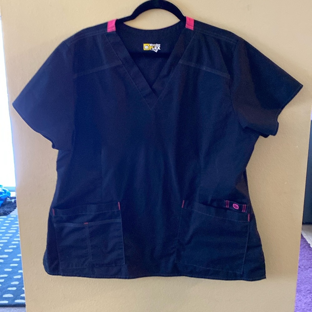 Wonderflex Spread Good Cheer BLACK with pink detailing. XL (Roomy for layering)